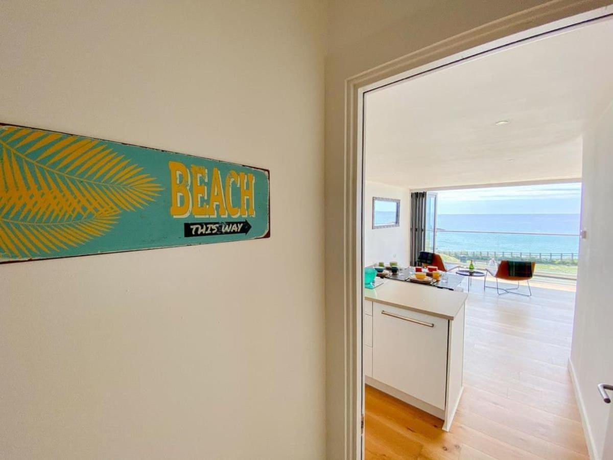 Sunset Waves Sea View Apartment Featuring Panoramic Views & Parking Newquay  Ngoại thất bức ảnh